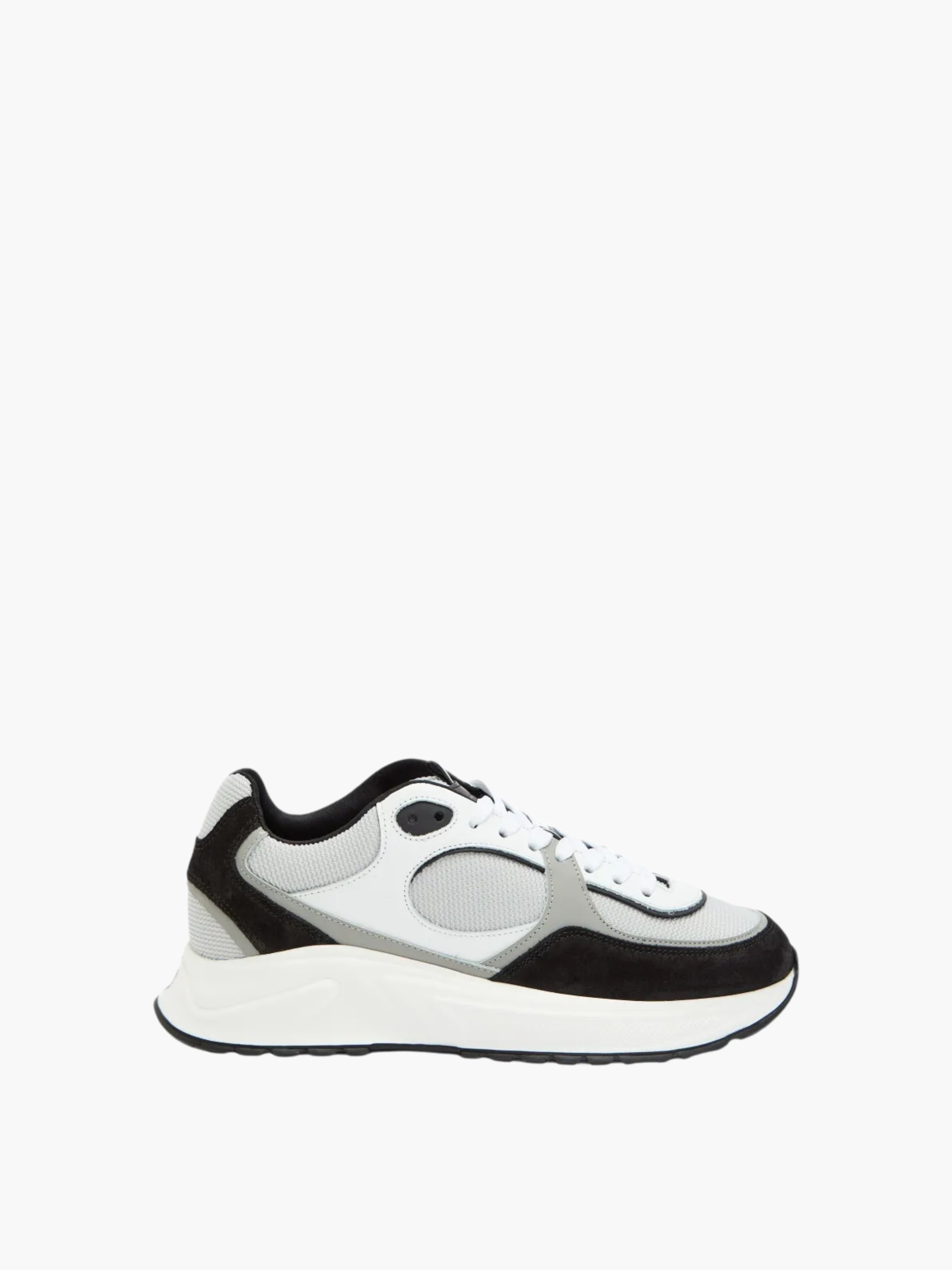 Cleens Sneakers C30 Black Border White
