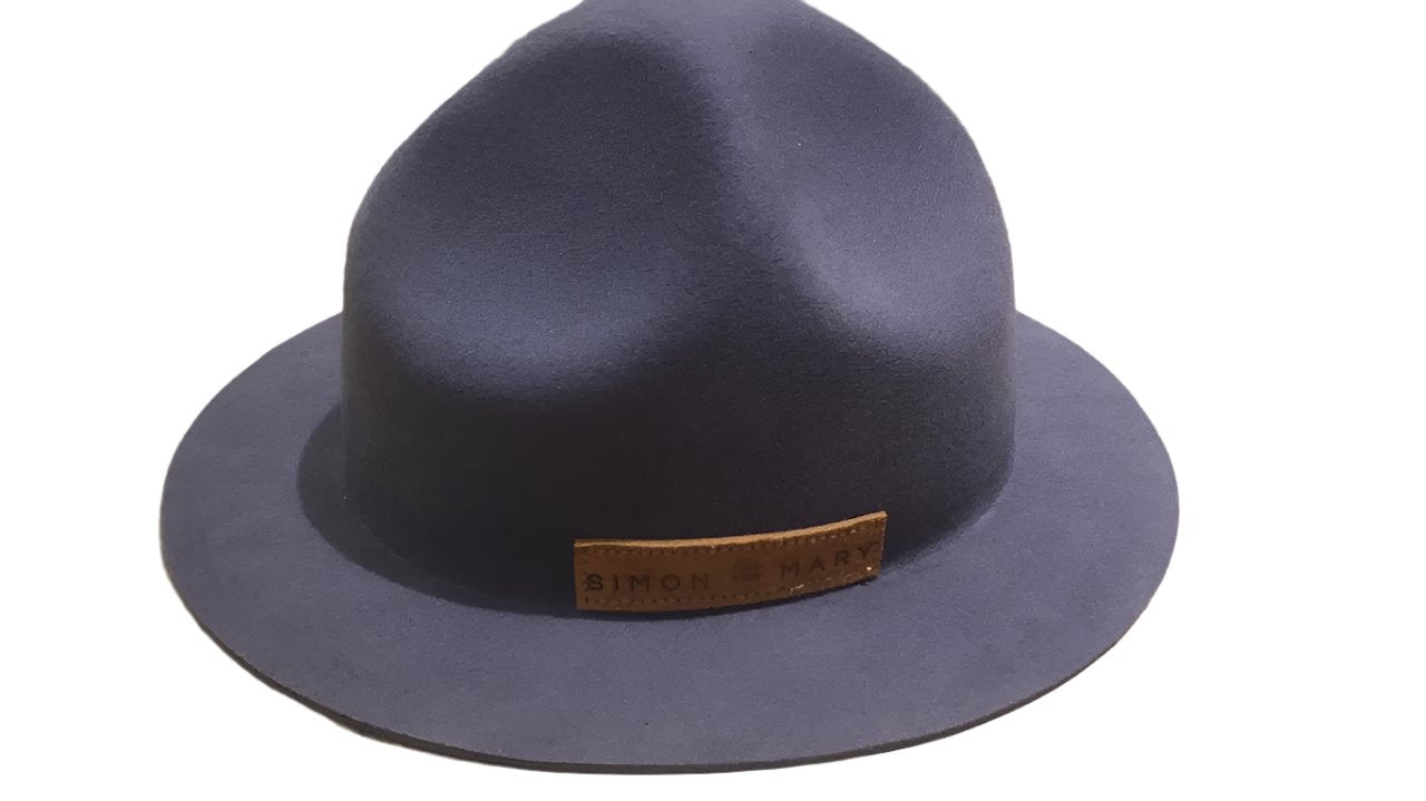 Simon & Mary Mounty Raw Grey