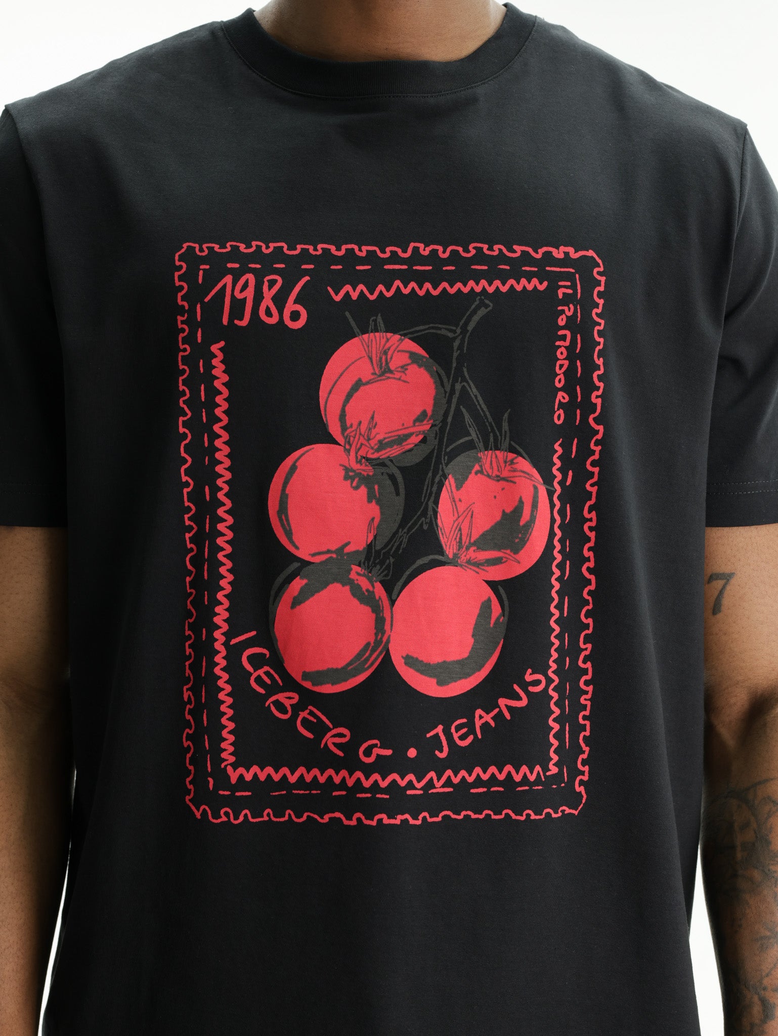 Iceberg Jeans T-Shirt Tomato 1986 Print Black