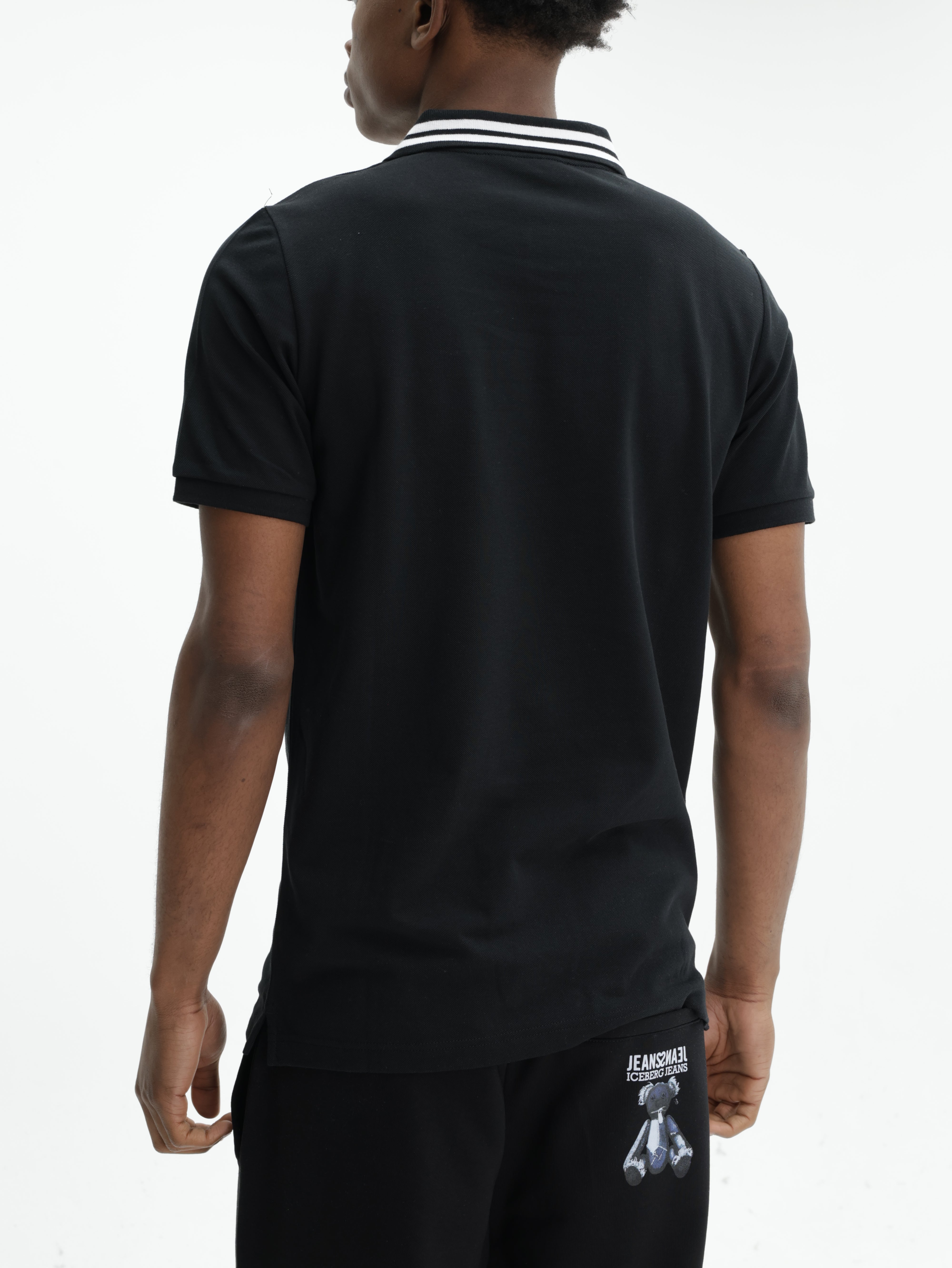 Iceberg Golfer Collar Button Logo Black