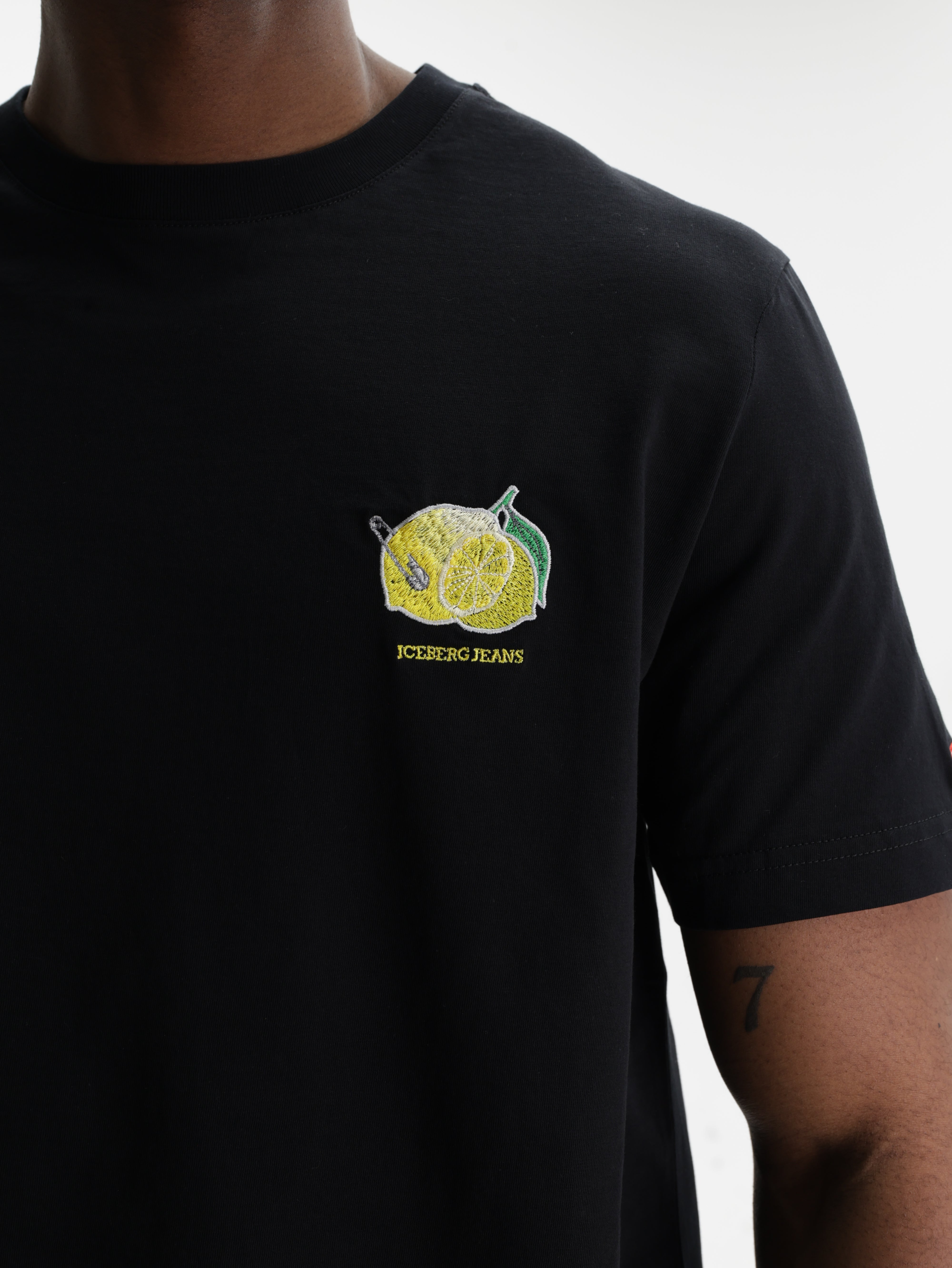 Iceberg Jeans T-Shirt Lemon Logo Print Black