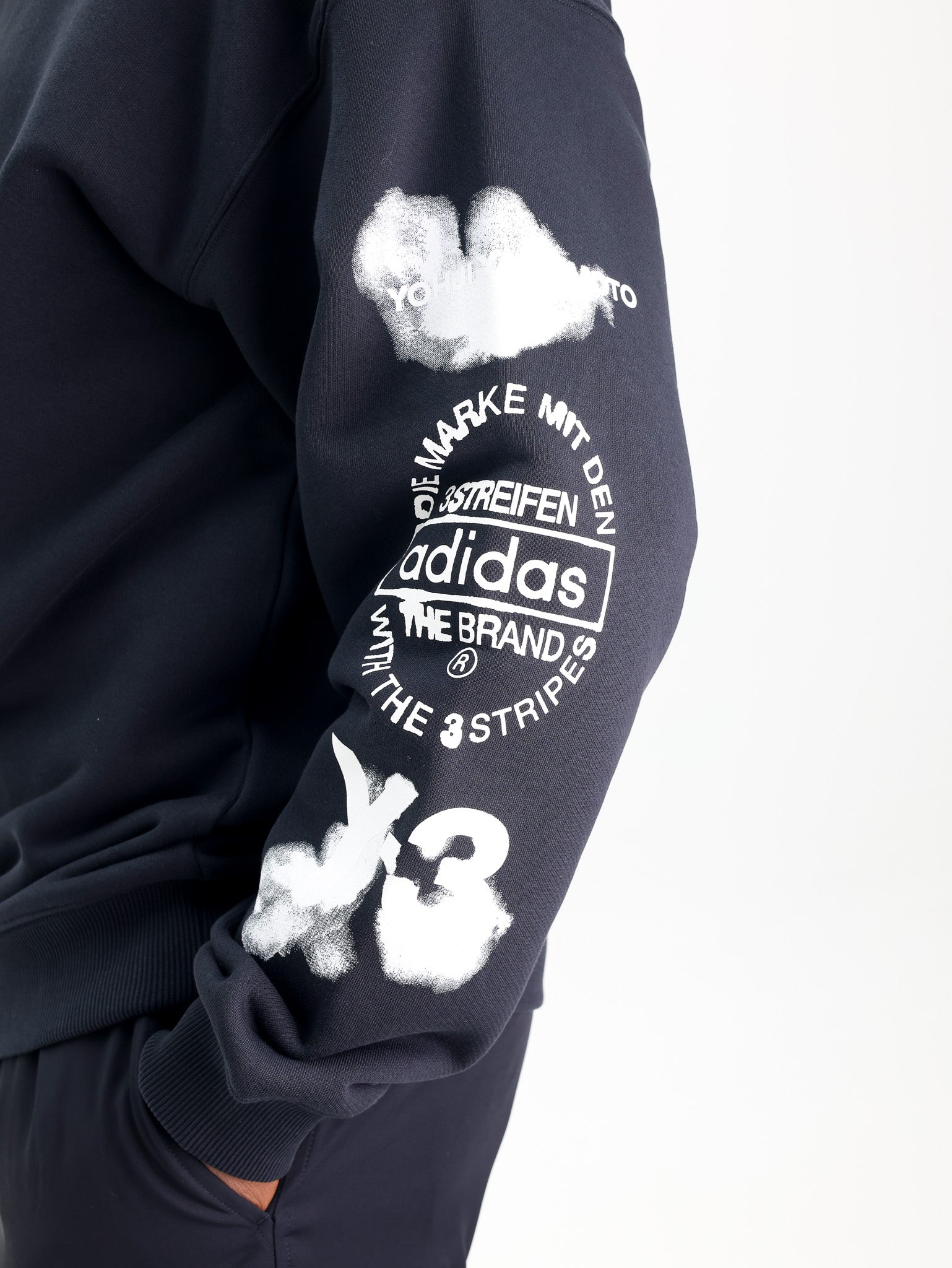Y-3 T-Sweater Gfx Black