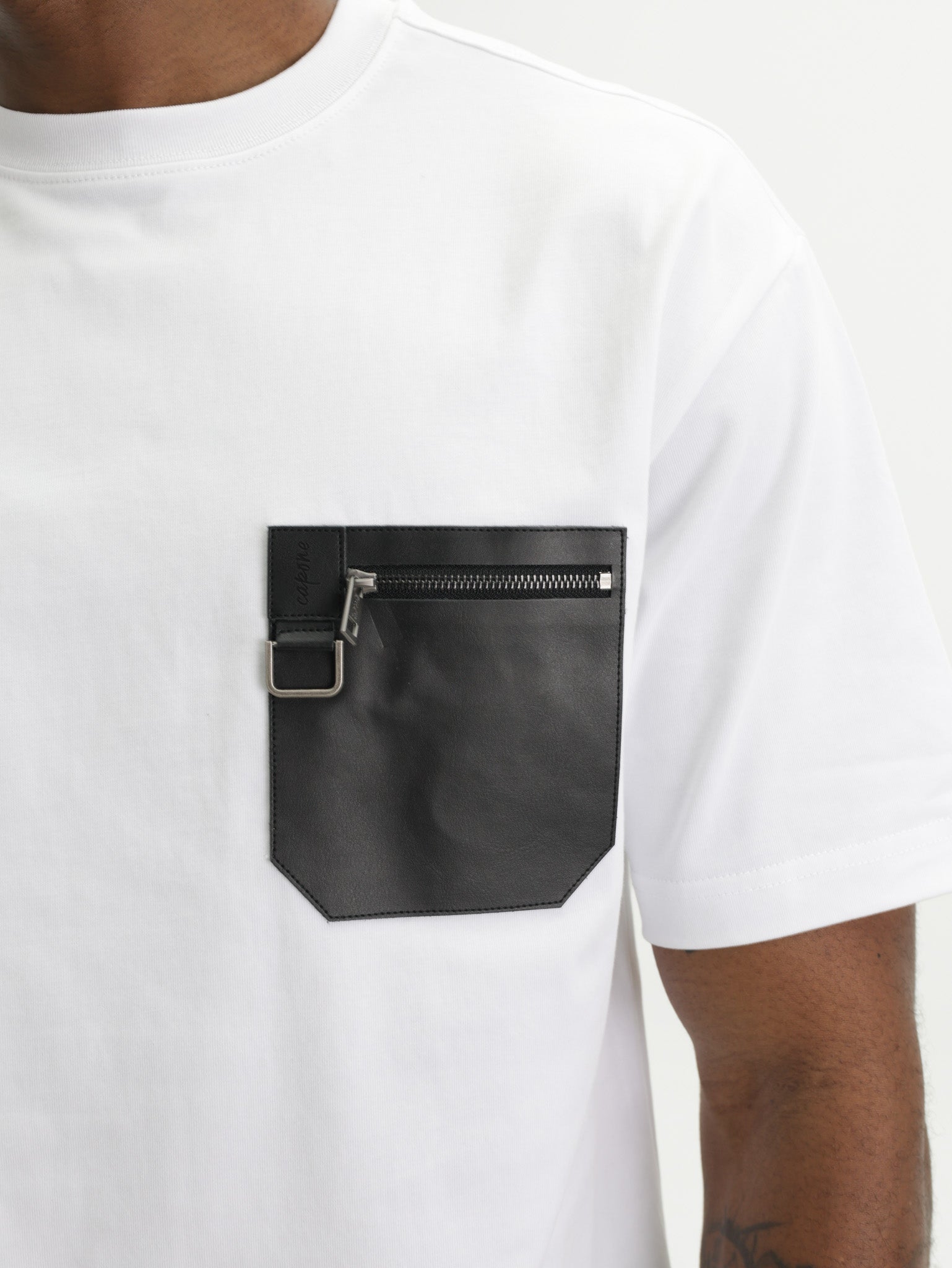 Capone T-Shirt Pocket With Zip White