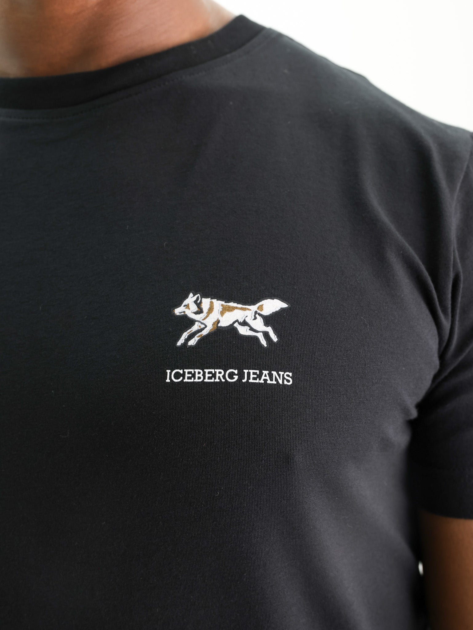 Iceberg T-Shirt Wolf Logo Black