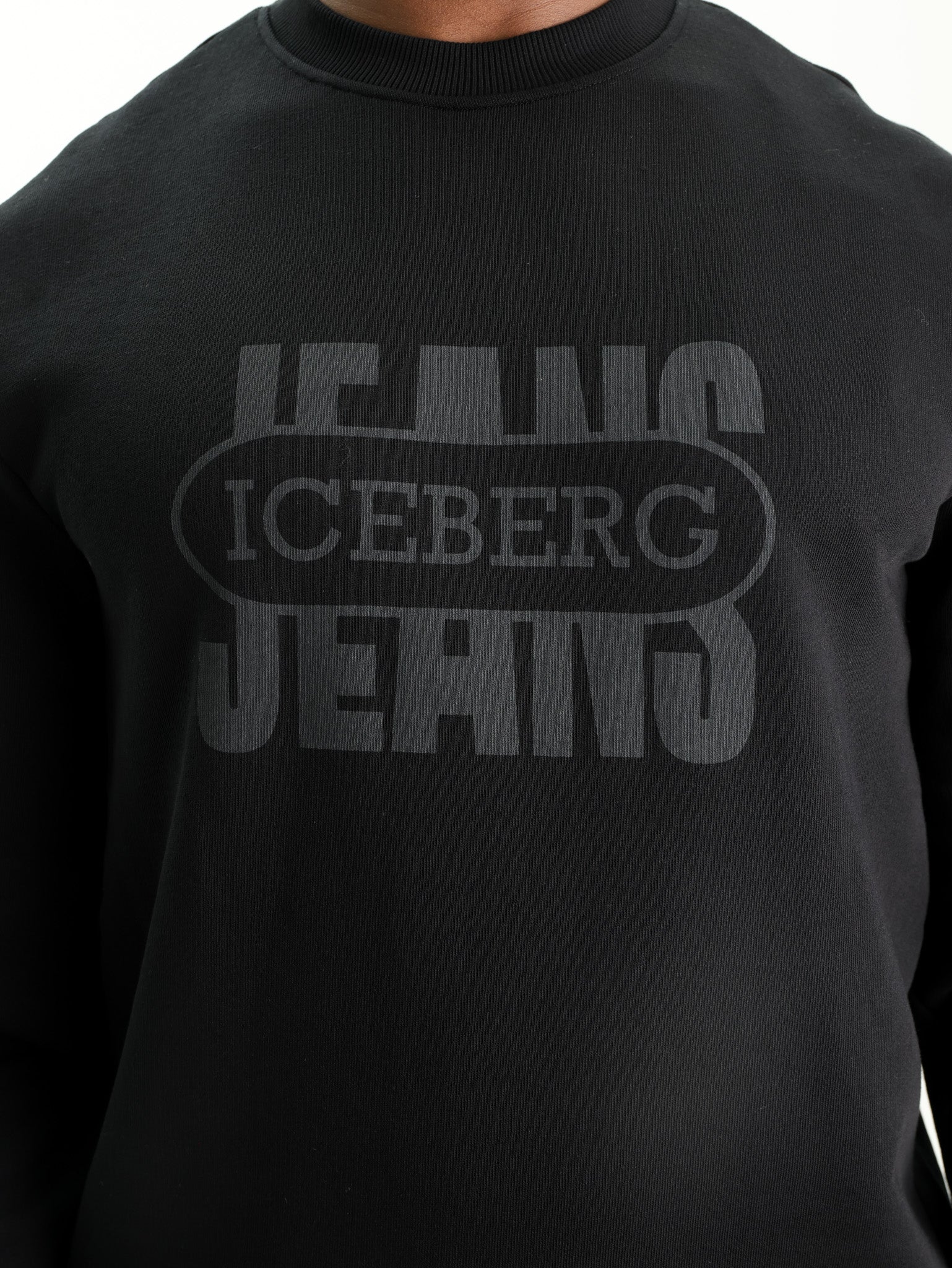 Iceberg Sweater Brushed Fleece Black