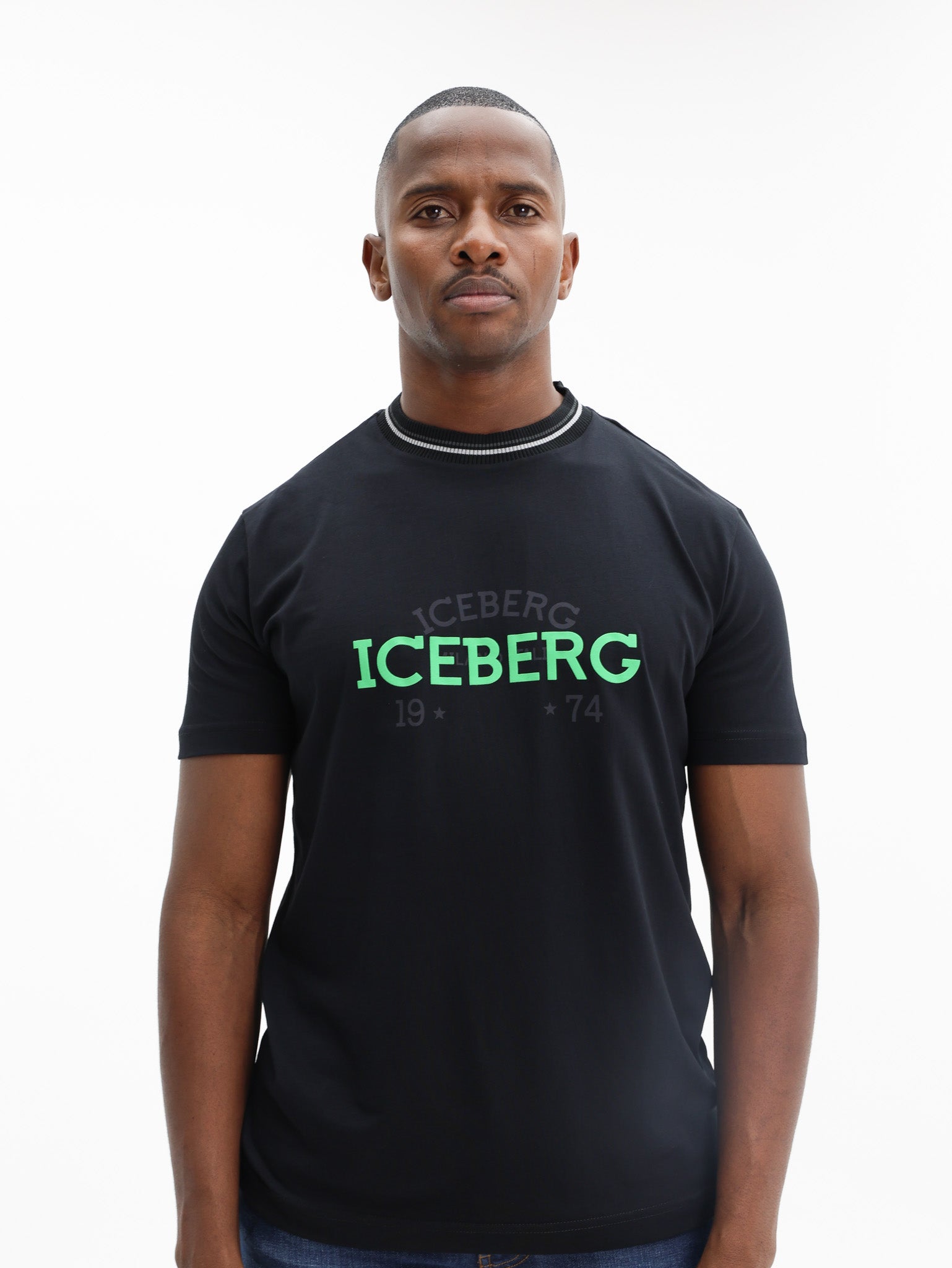 Iceberg T-Shirt Front Print Black