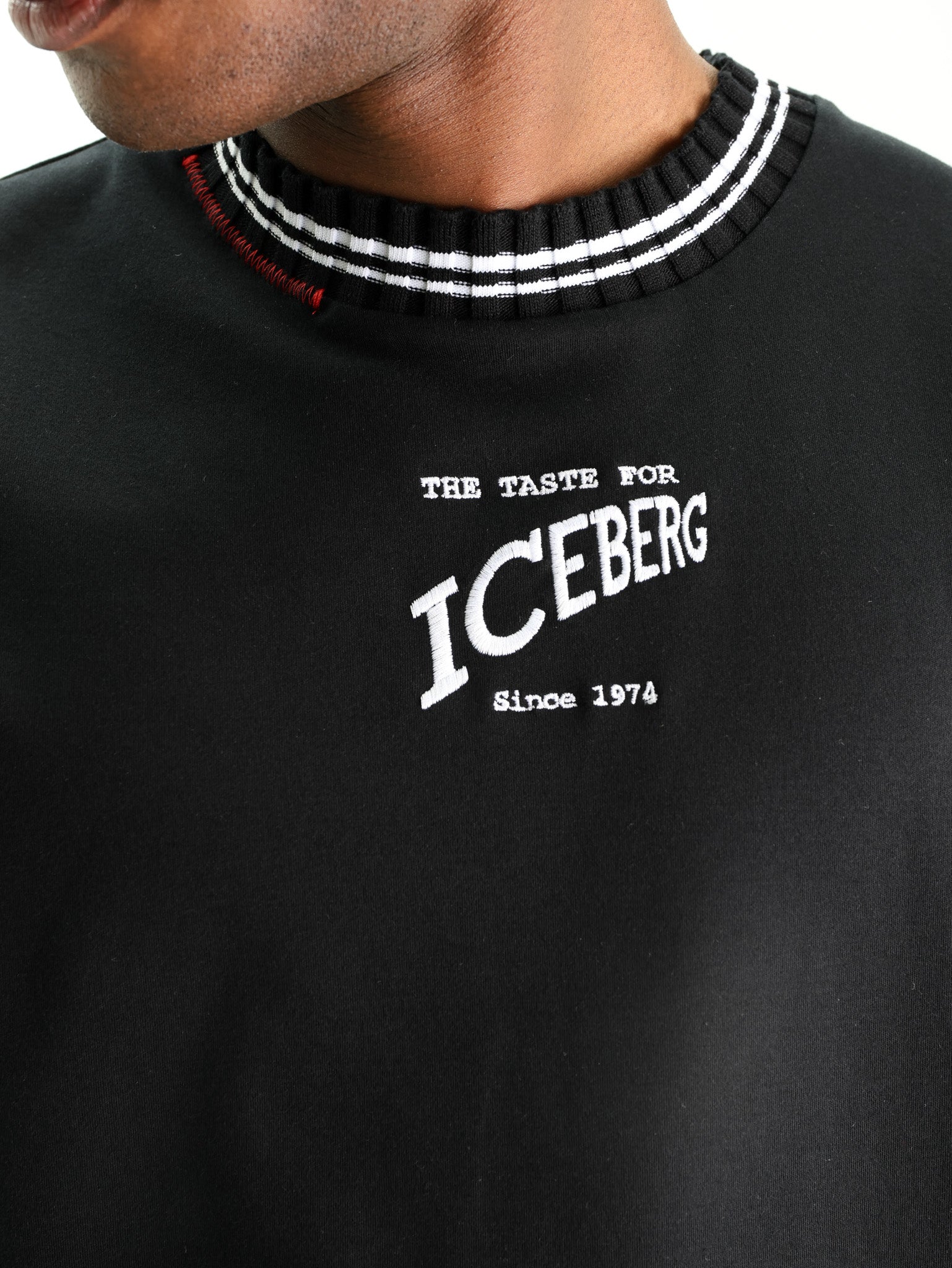 Iceberg T-Shirt Iconic Iceberg Logo Black