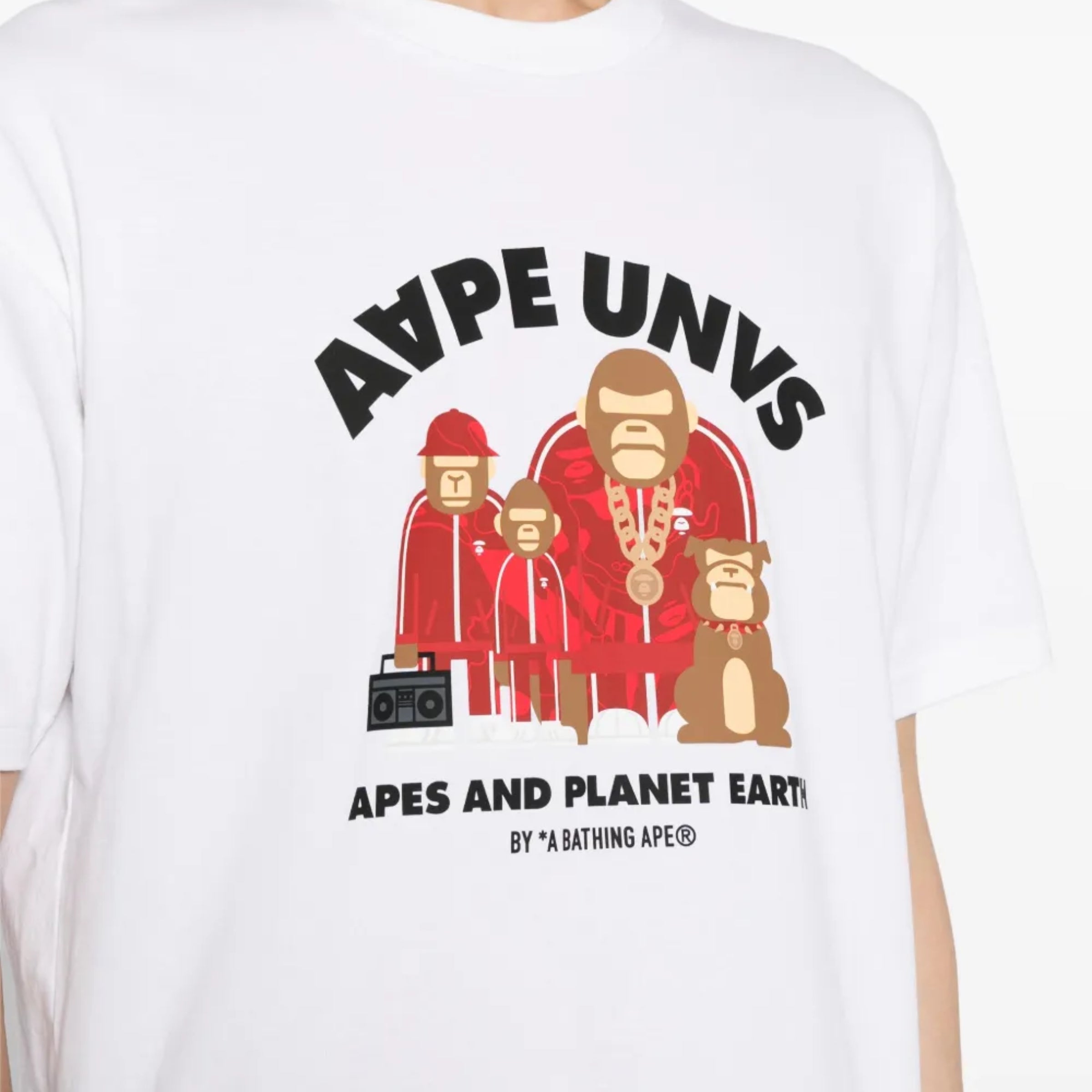 Aape T-Shirt Apes And The Planet Earth White
