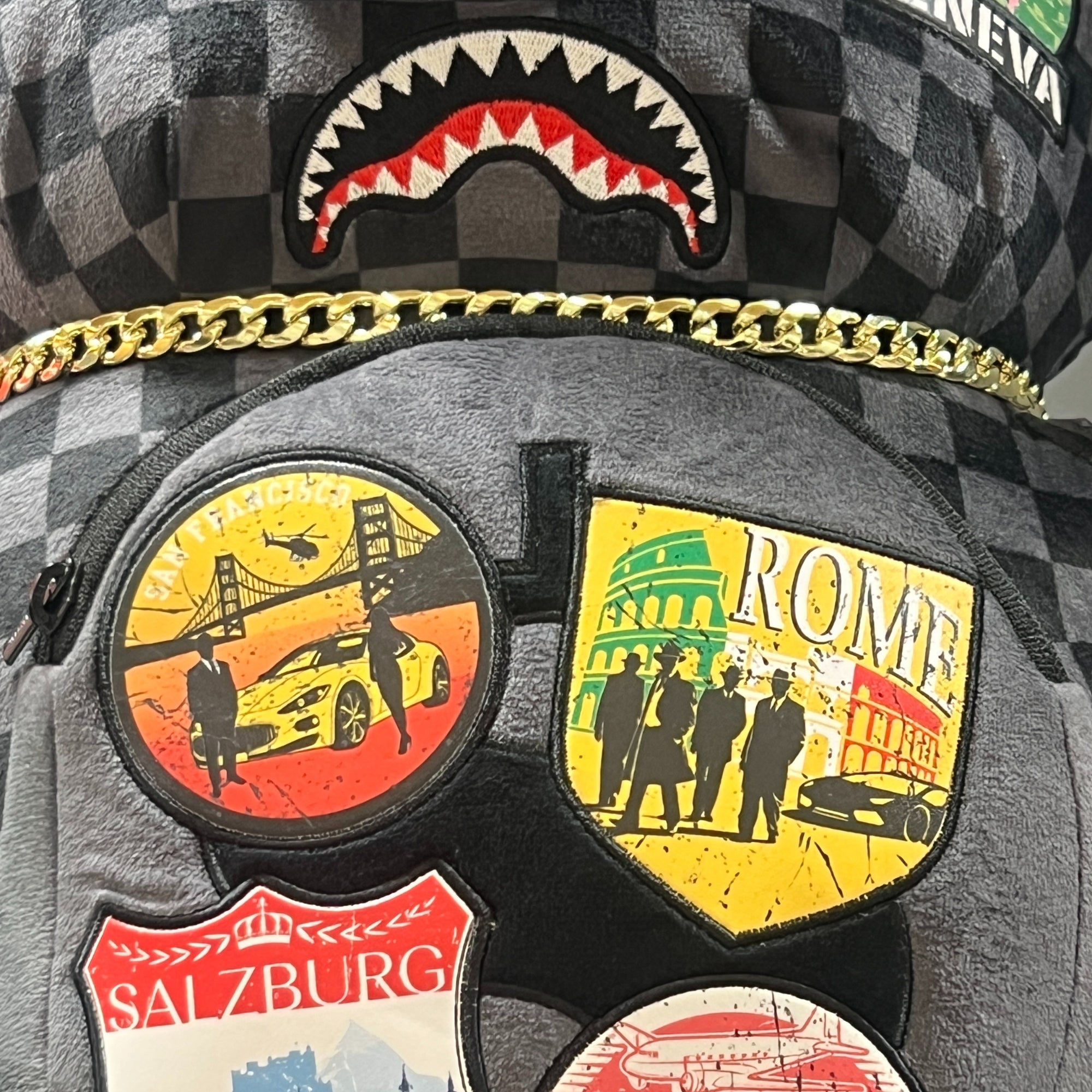 Spray Ground Bag  Backpack Global Mogul Money Bear Multi