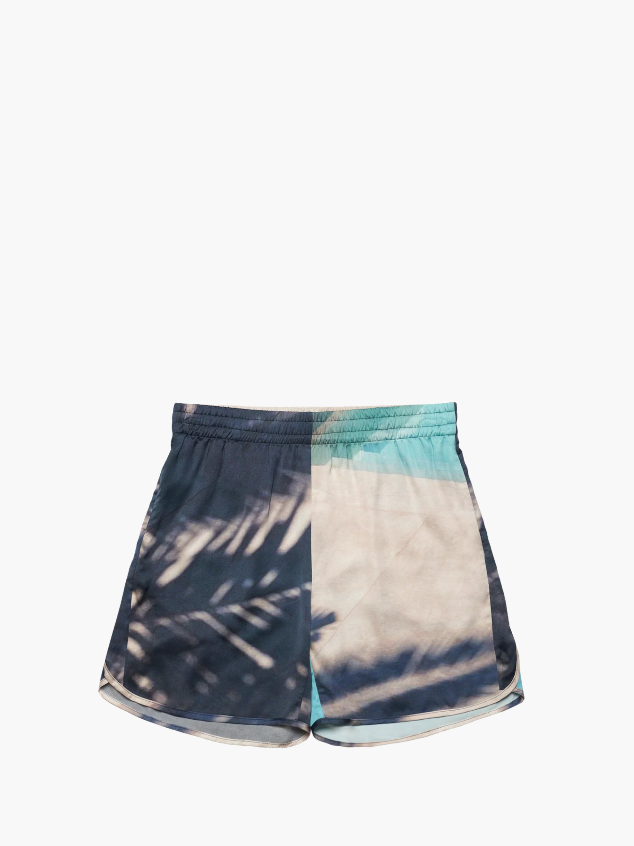 Blue Sky Inn Short Deck Blue-White