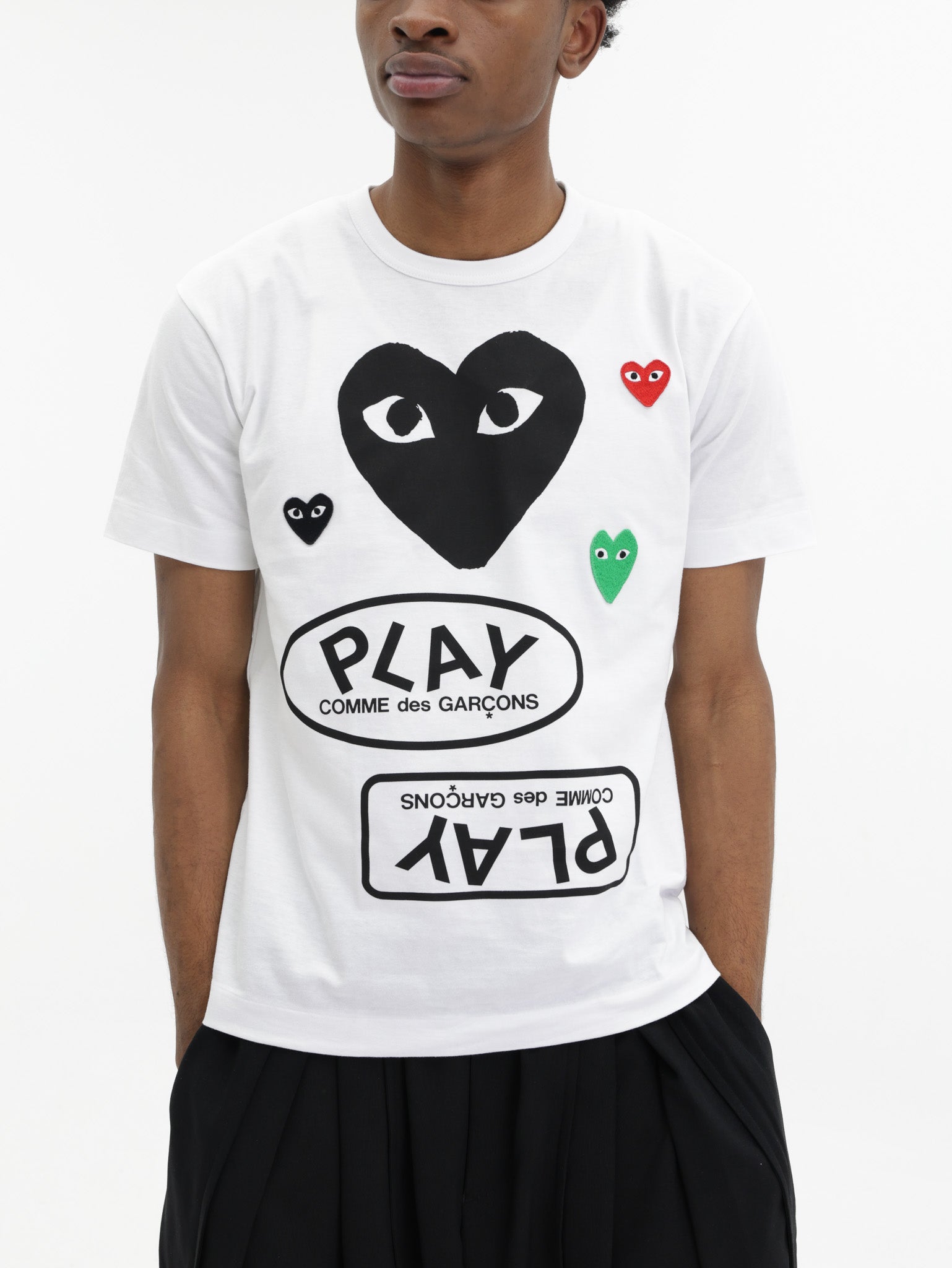 COMME des GARÇONS ロゴプリントTシャツ Comme Des Garcons T-Shirt Multi Logo Print White