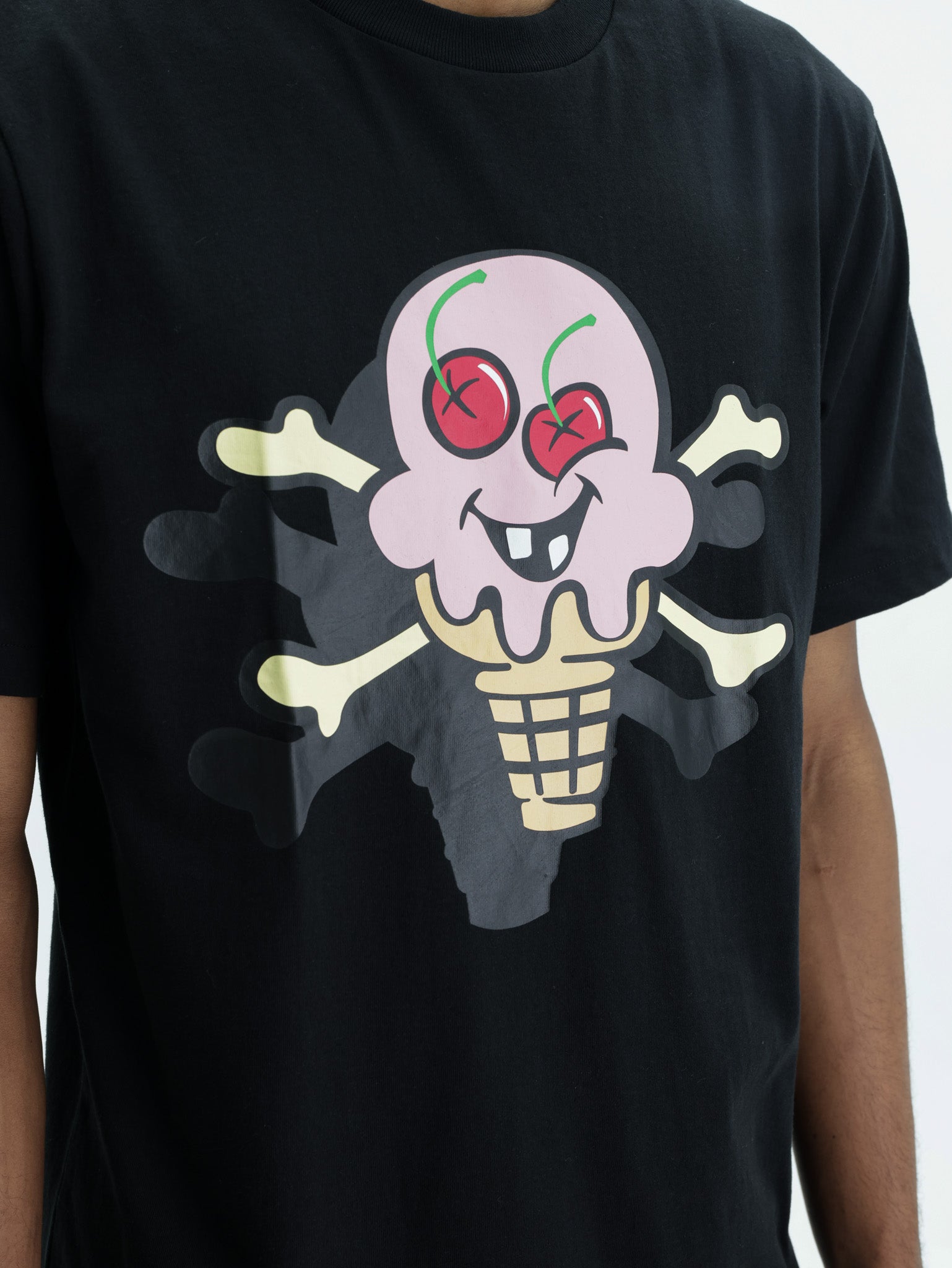 Ice-cream T-Shirt Cones & Bones Black