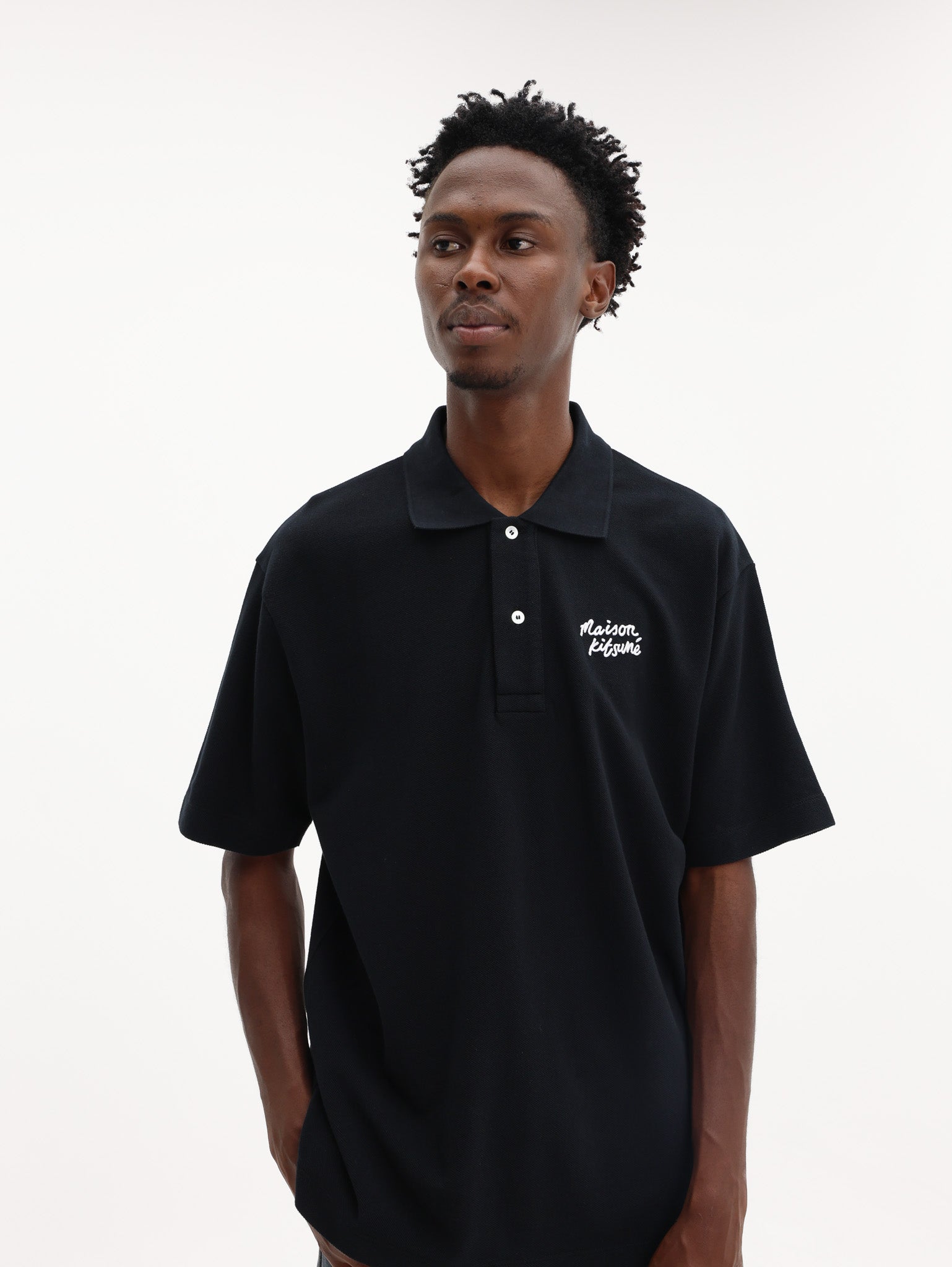 Maison Kitsune Golfer Handwriting Comfort Black-White