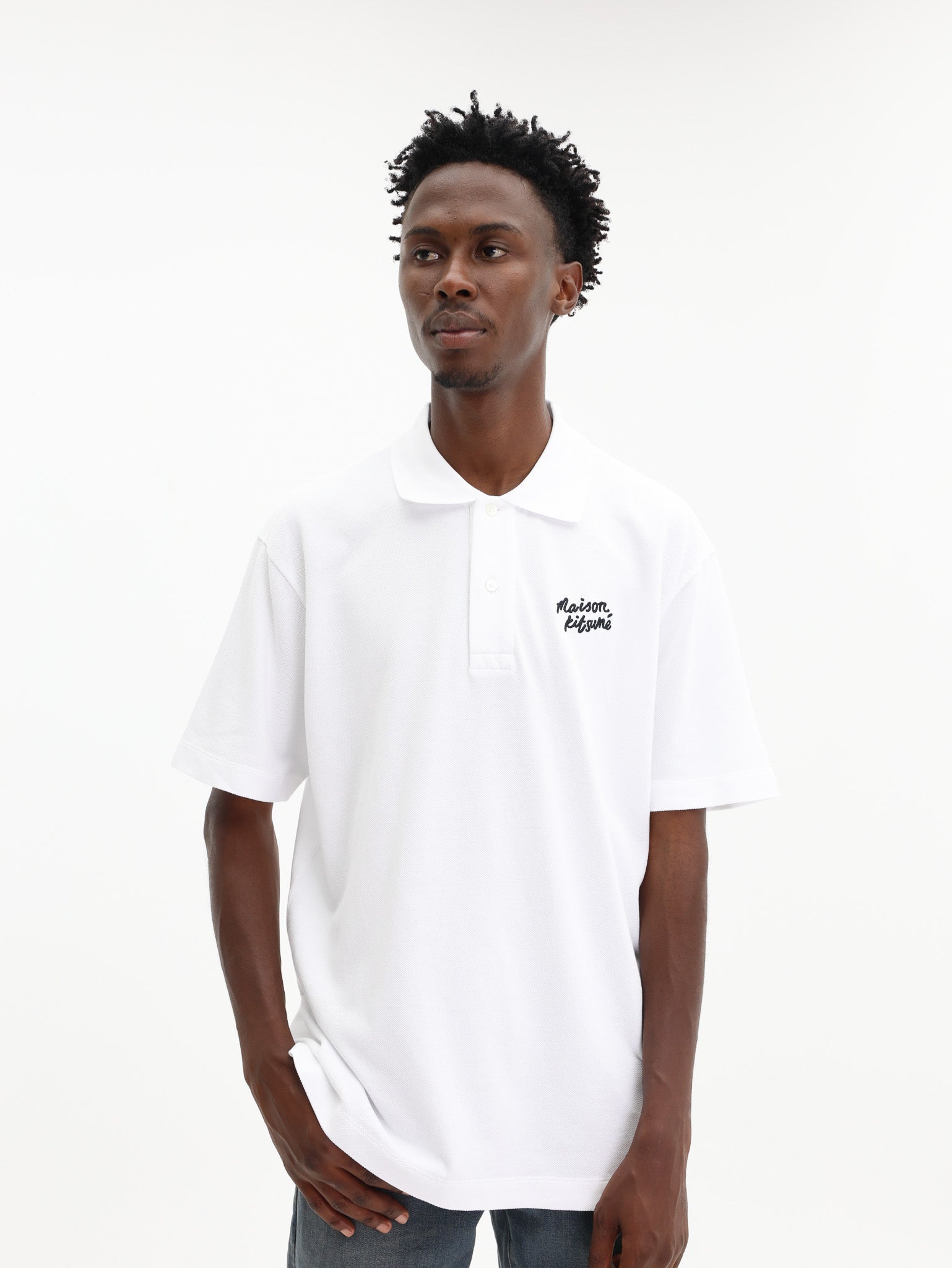 Maison Kitsune Golfer Handwriting Comfort White-Black
