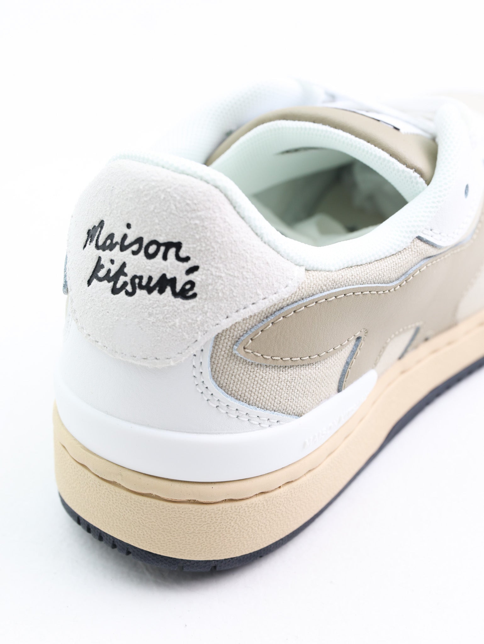 Maison Kitsune Sneaker Mks7 Chiru Trainers Med Grey-White