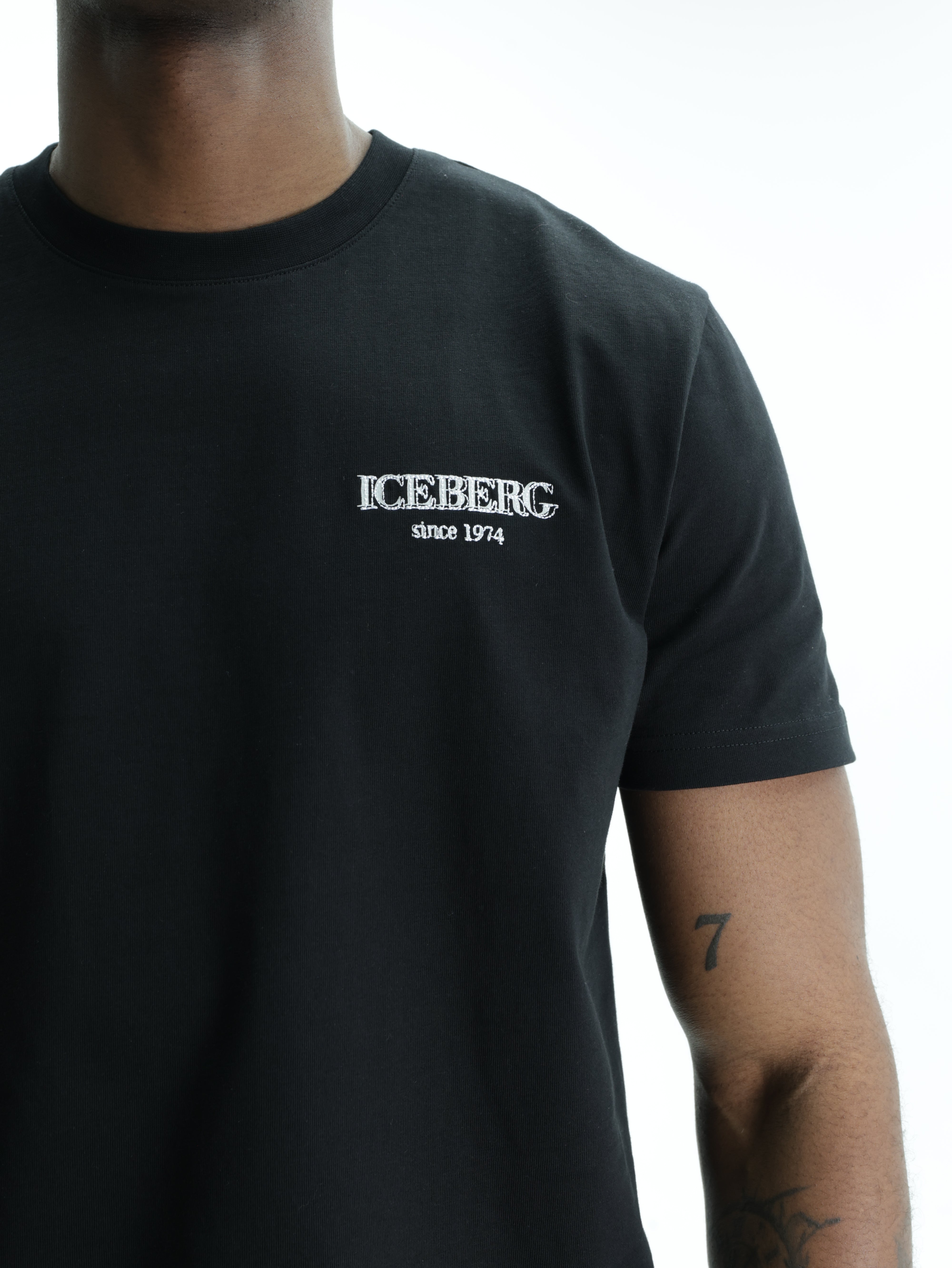 Iceberg T-Shirt Ib Print Logo Black