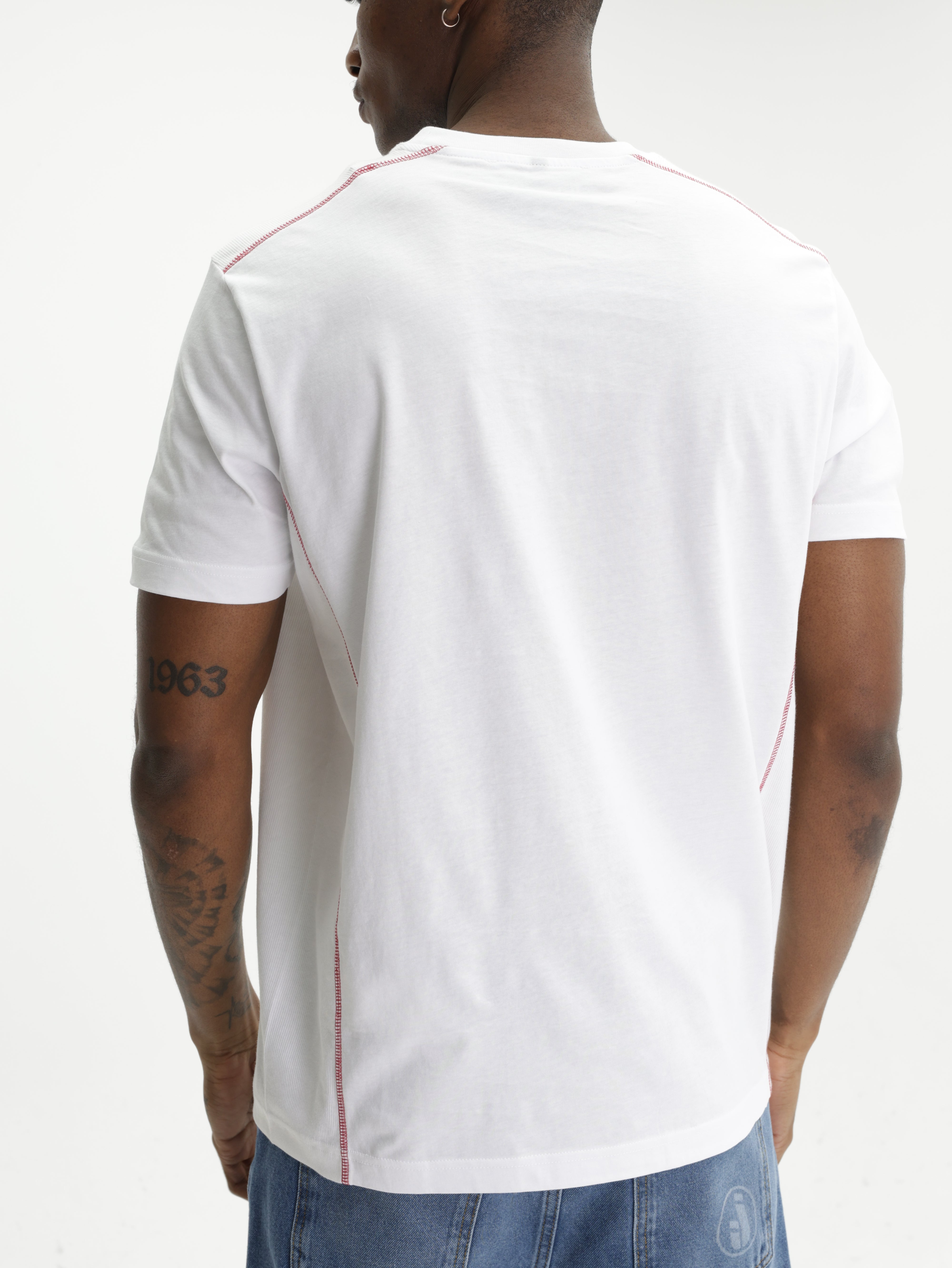 Iceberg T-Shirt Red Stitch Around White