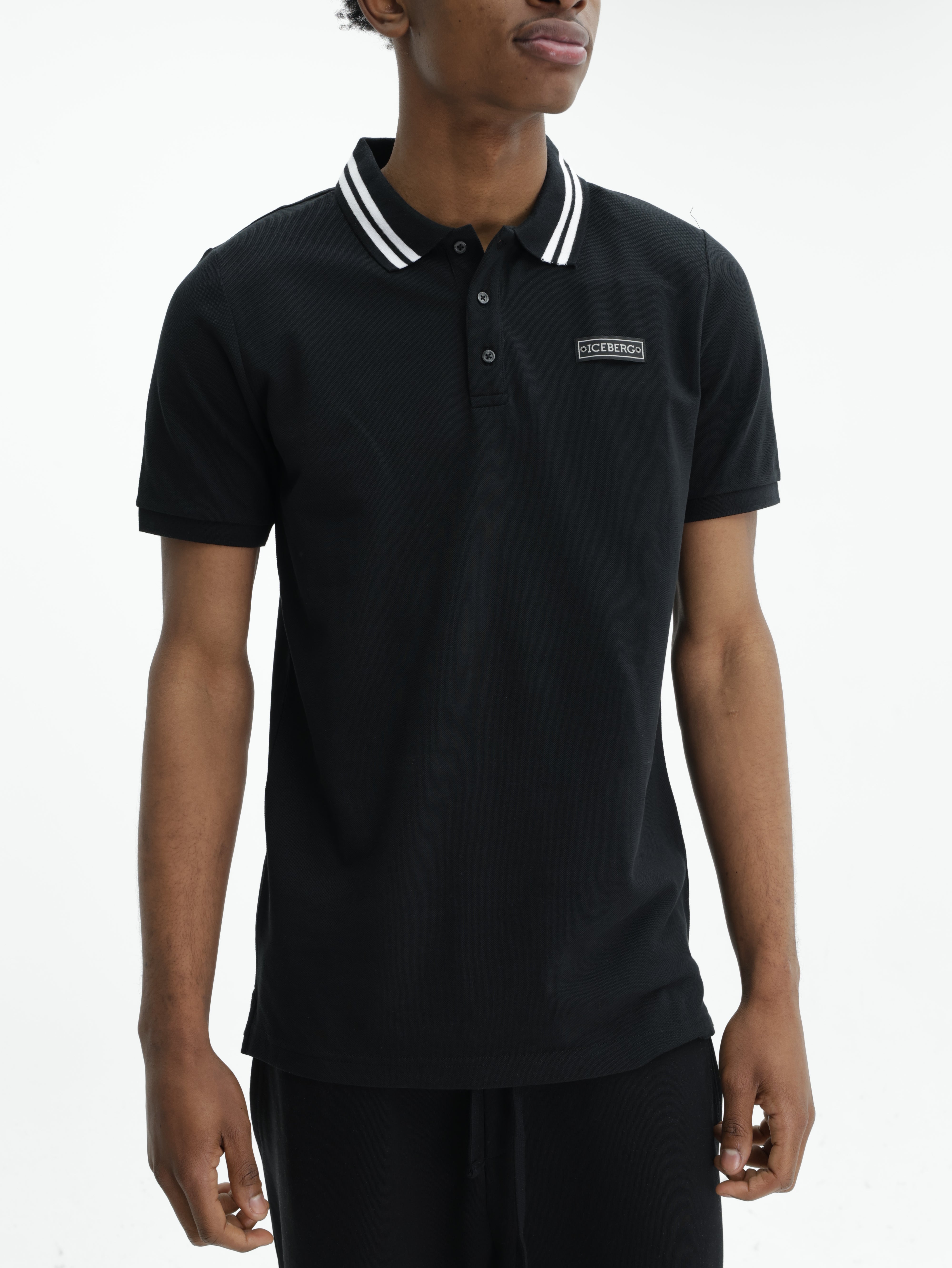 Iceberg Golfer Collar Button Logo Black