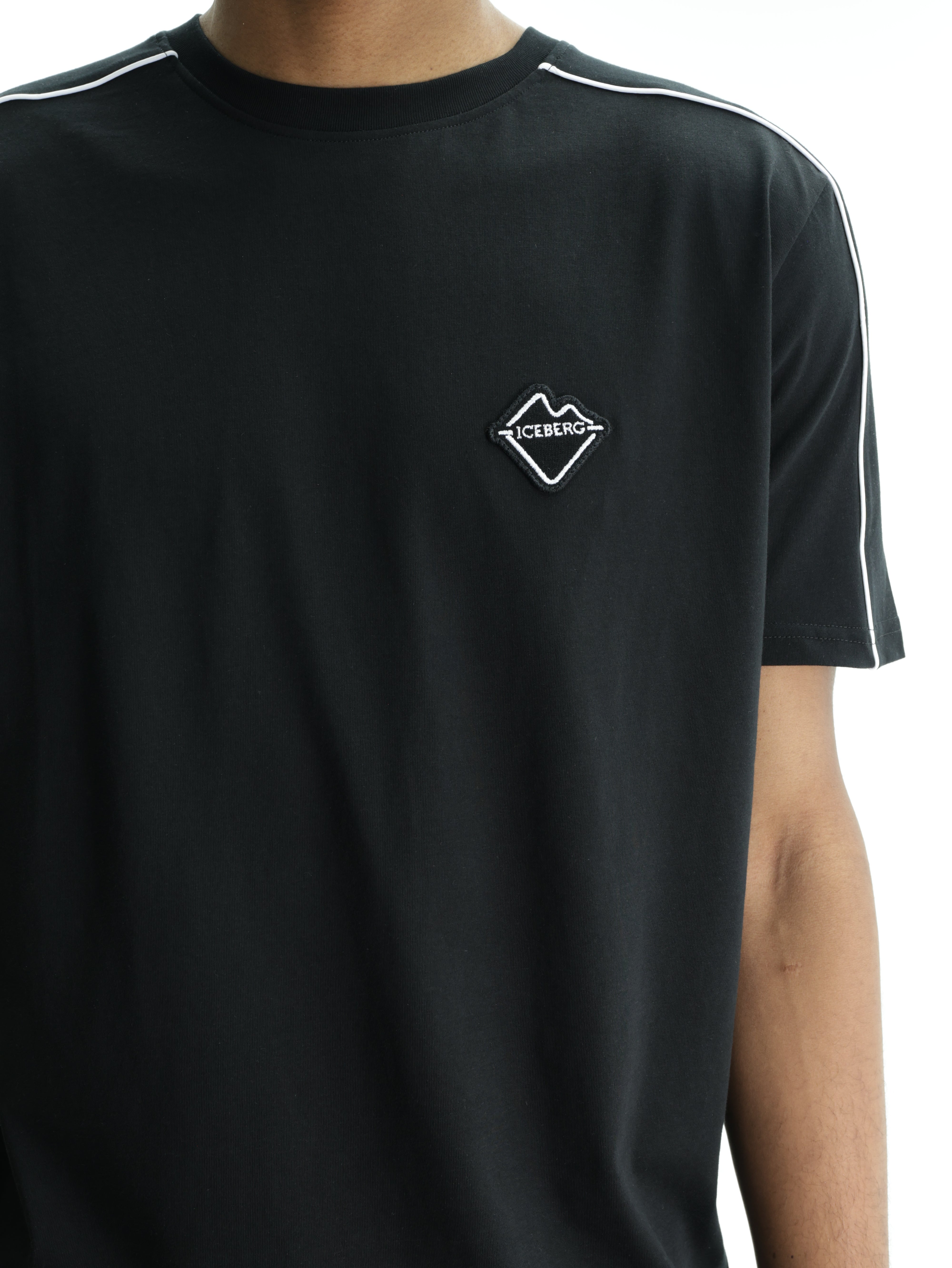 Iceberg T-Shirt Small Logo Ib Crew Black