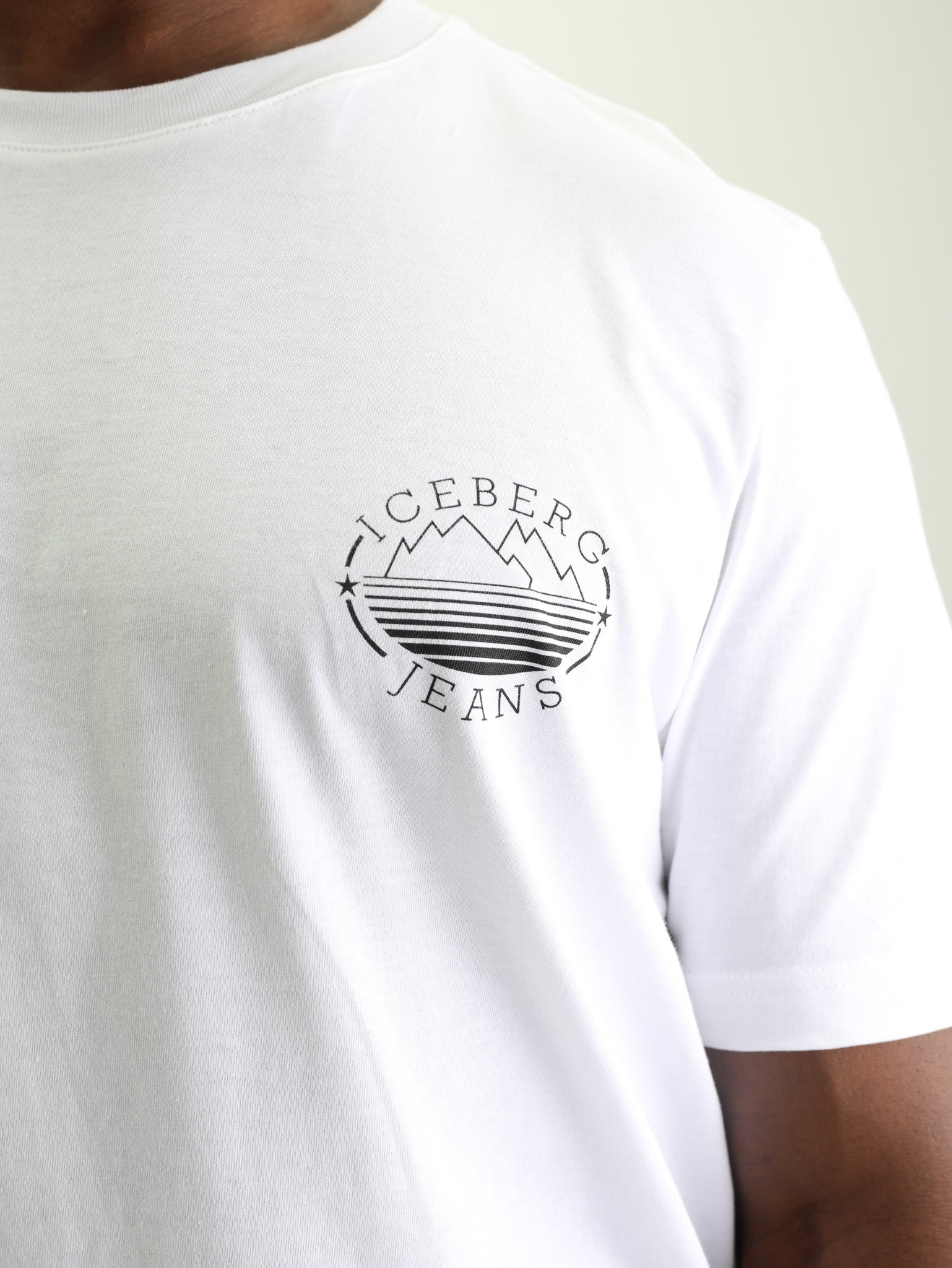 Iceberg T-Shirt Mountain Logo White